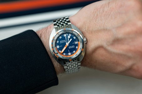 HODINKEE